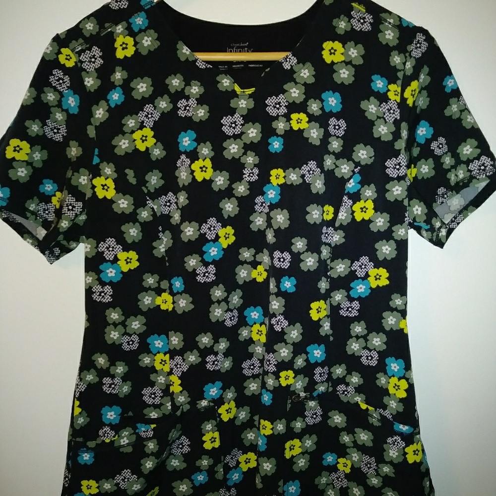 Scrub top